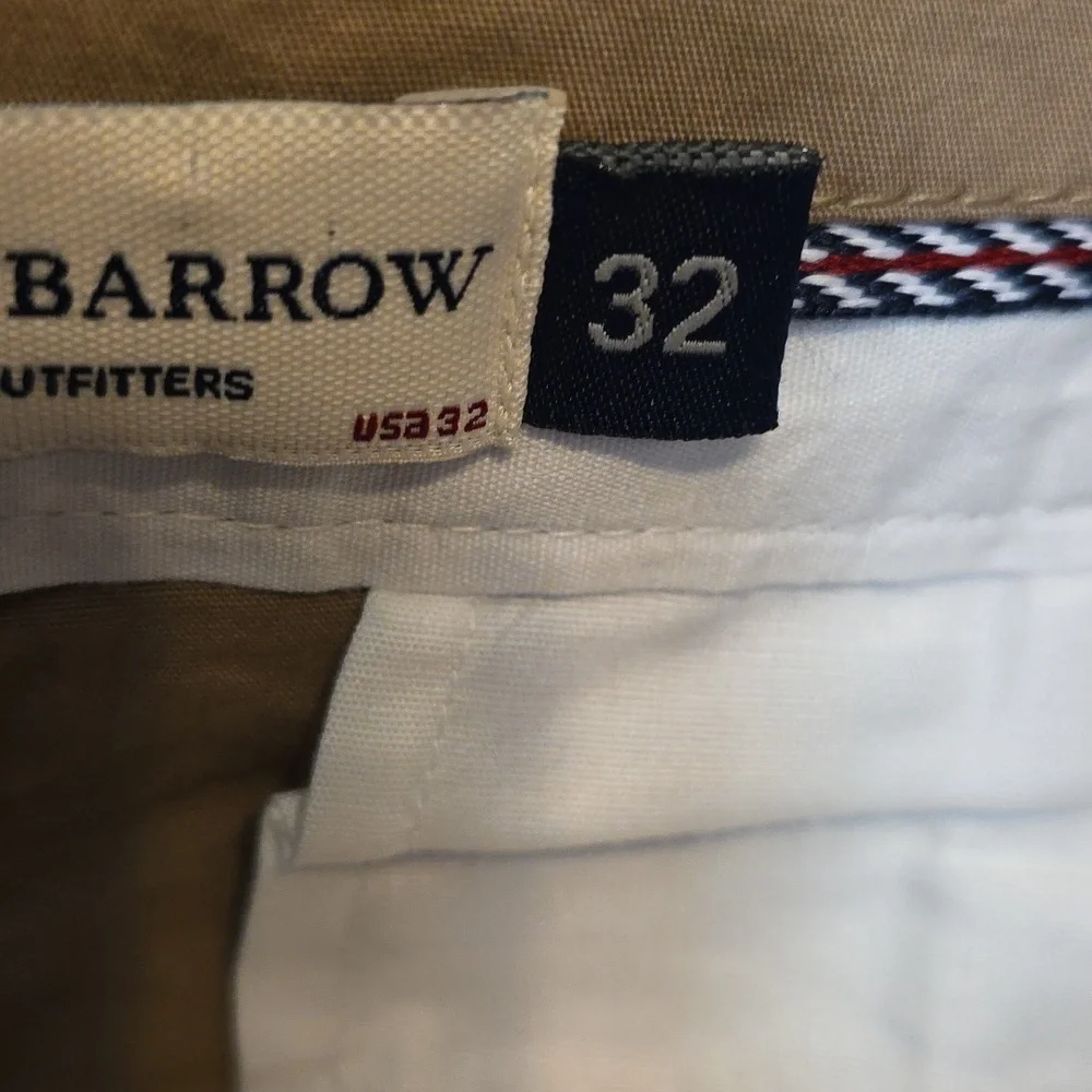 NWT Hudson & Barrow Men's‎ Shorts Tan W/Navy Swordfish Flat Front Pockets Sz 32